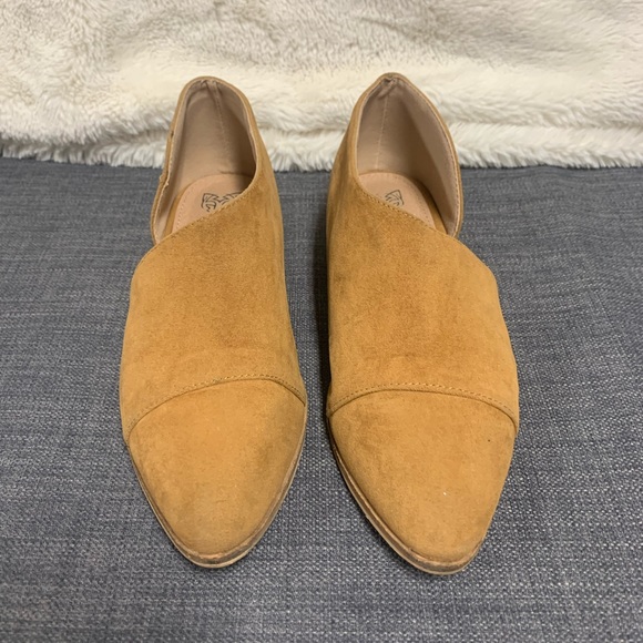 Beast Fashion D'Orsay Slip On Shoe - Picture 3 of 7